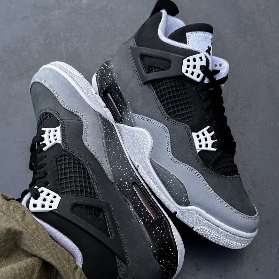 Air Jordan 4 Retro Fear