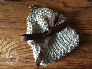Coin Purse with Metal Frame and Ribbon