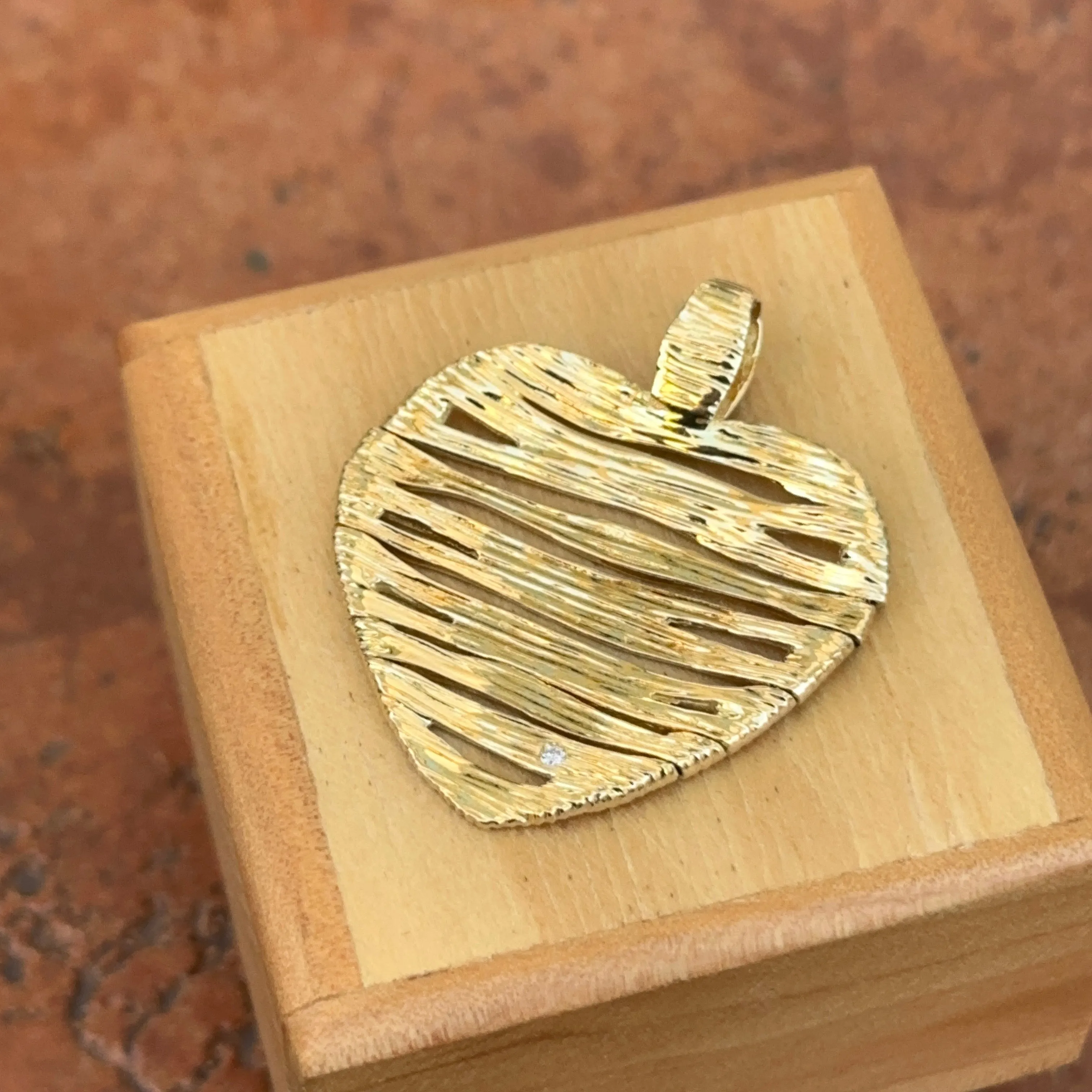Estate 18KT Yellow Gold Roberto Coin Ruby   Diamond Heart Pendant