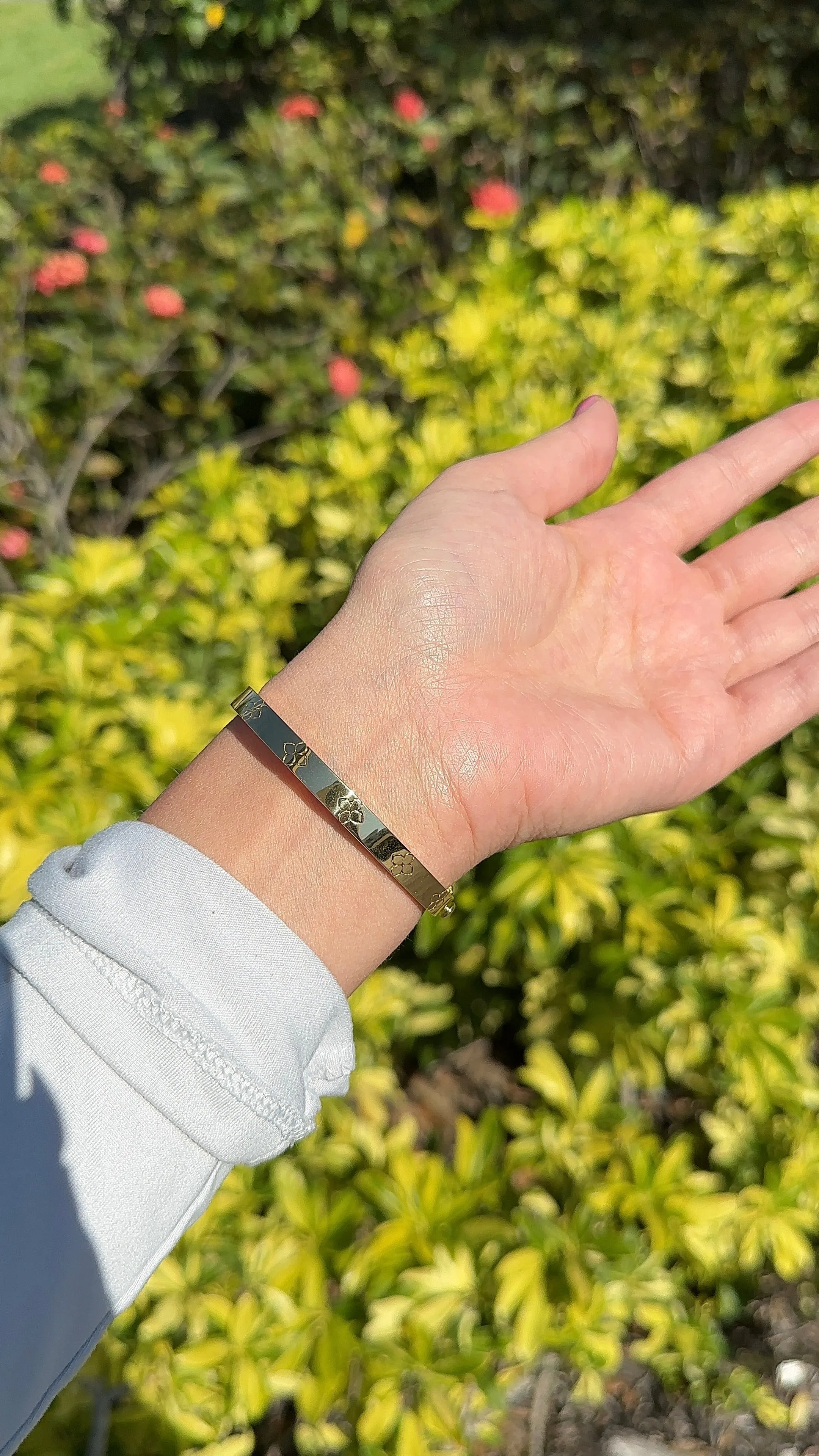 Estate Love in Verona Diamond Accent Bangle
