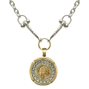 Gold Wilhelmina Crystal Bezel Horsebit Necklace