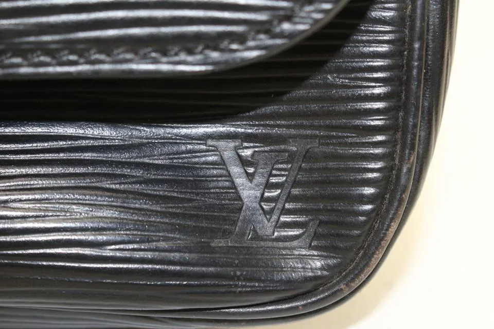 Louis Vuitton Black Epi Leather Noir Cartouchiere Crossbody Bag 5lv1020