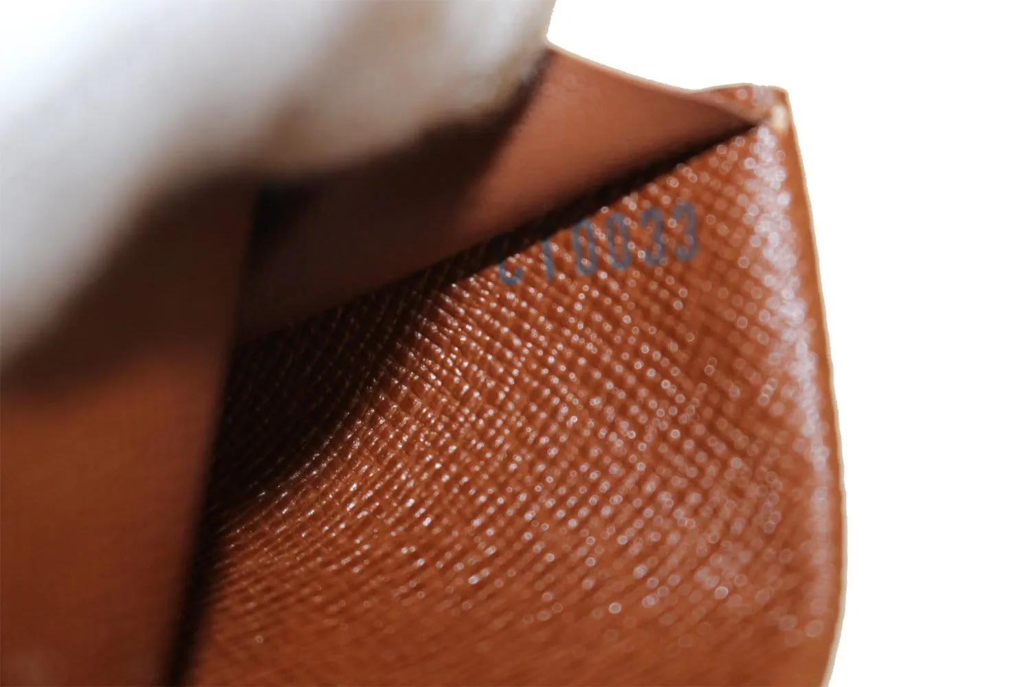 LOUIS VUITTON Monogram Porte Monnaie Gousset Coin Case