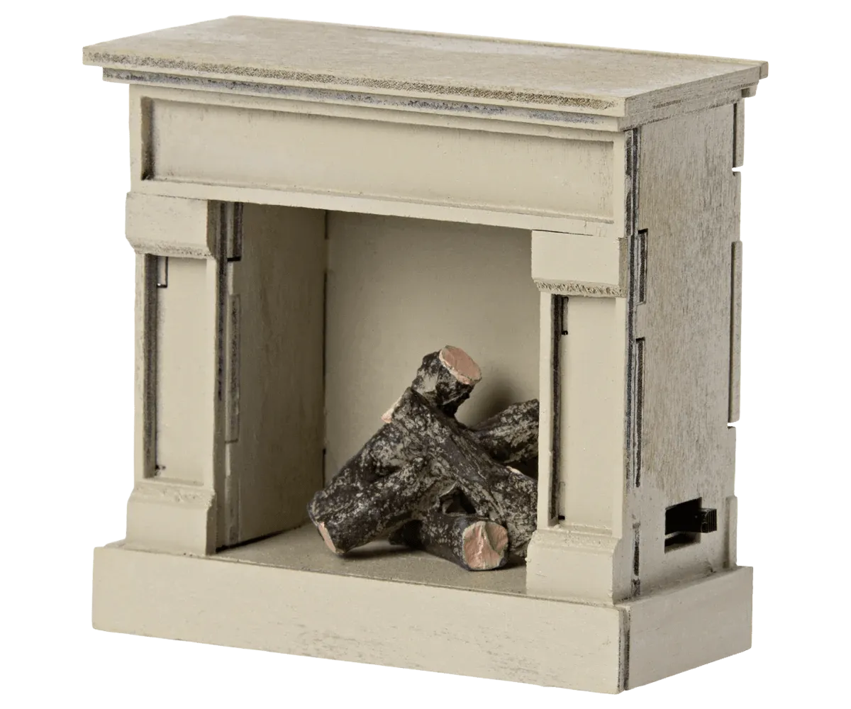 Miniature Fireplace | Royal Collection by Maileg