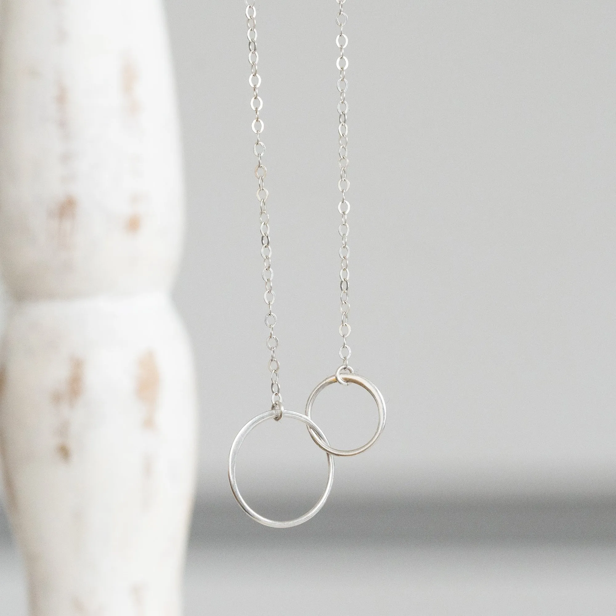 Mother and Daughter Interlocking Circle Necklace