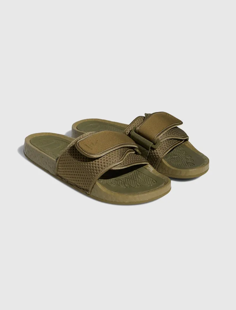 PHARRELL WILLIAMS BOOST SLIDES