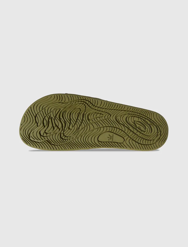 PHARRELL WILLIAMS BOOST SLIDES