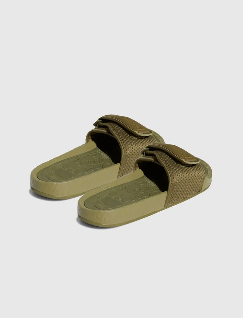 PHARRELL WILLIAMS BOOST SLIDES