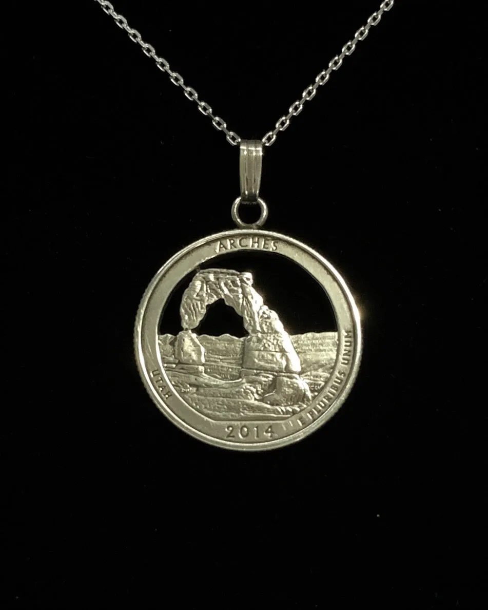 U.S. (Utah) - Silver Arches National Park Coin Pendant