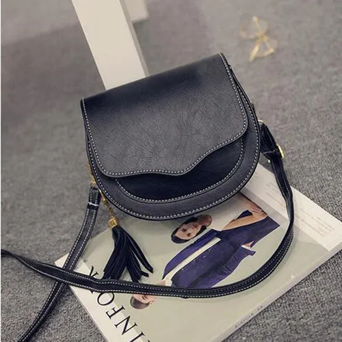 Yogodlns Fashion Preppy Style Circular Shoulder Bags for Women Tassel Female Messenger Bag Girl's Small Saddle Crossbody Bag